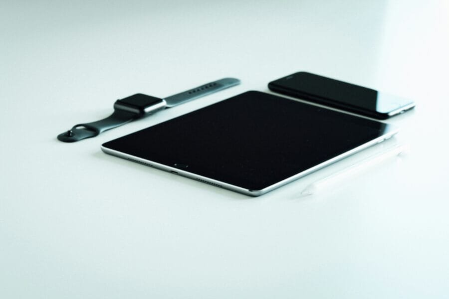 Mobile, tablet and watch