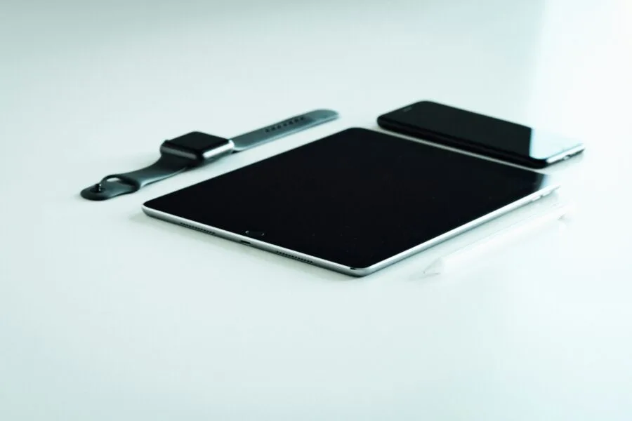 Mobile, tablet and watch